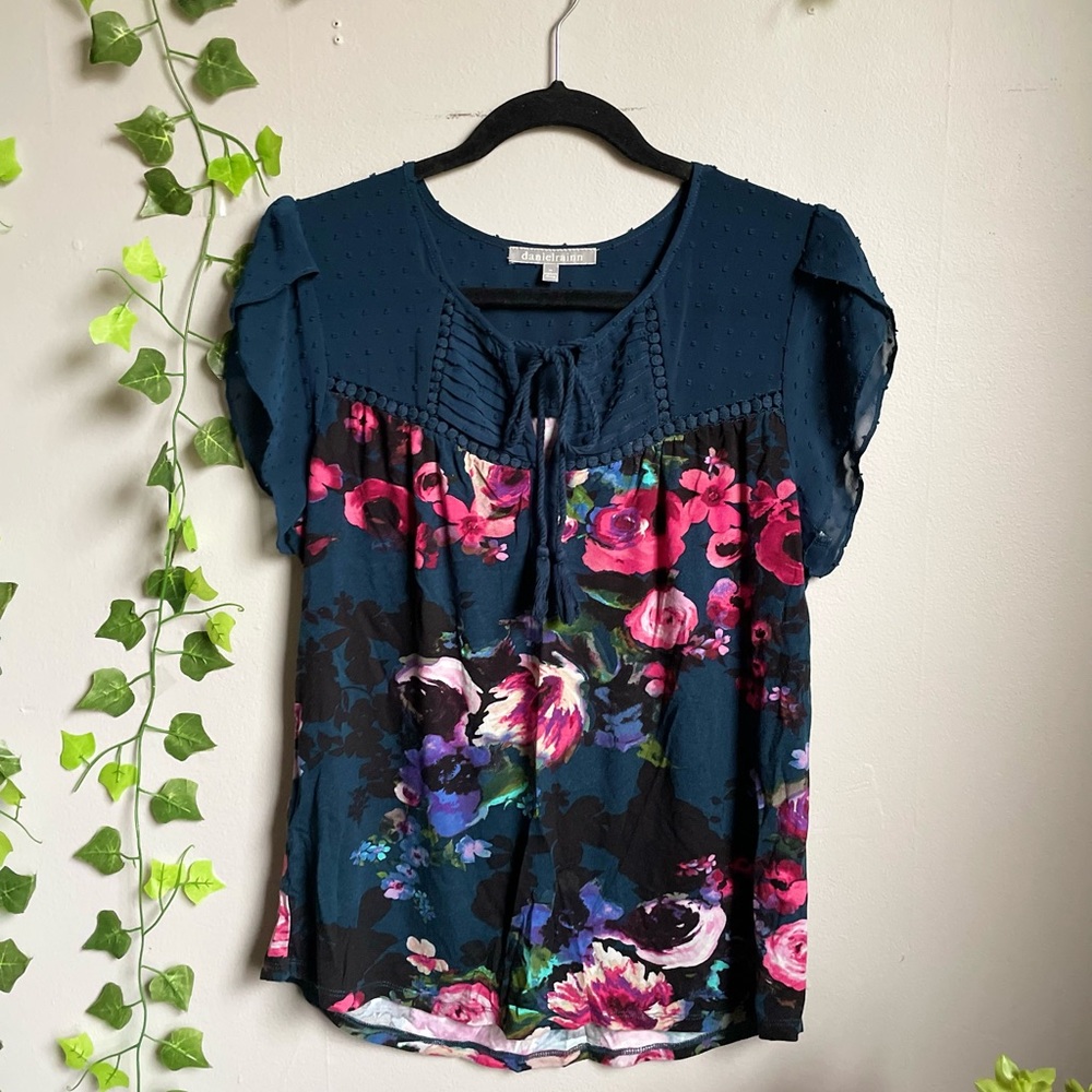 Brand new, Daniel Rainn blue & floral blouse with front tie for design (M)